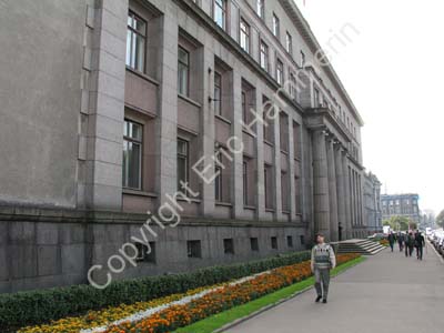 R040921 (3)